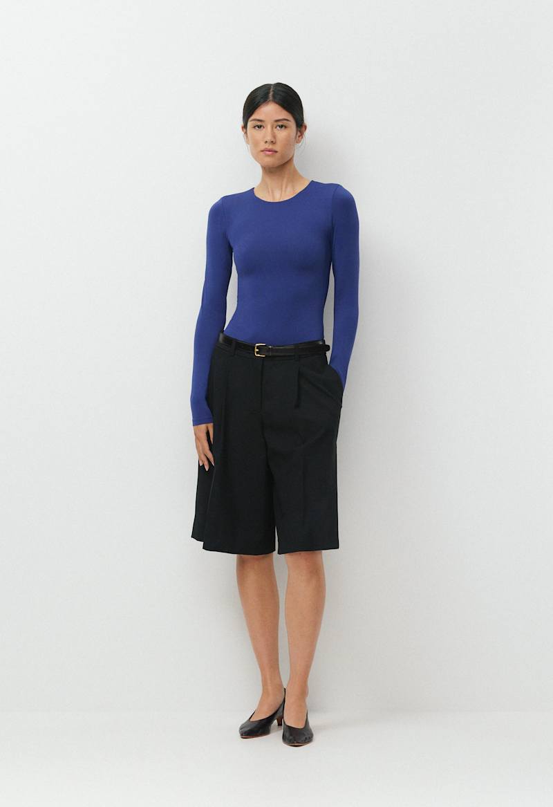 Original Contour Splendid Crew Longsleeve by Aritzia