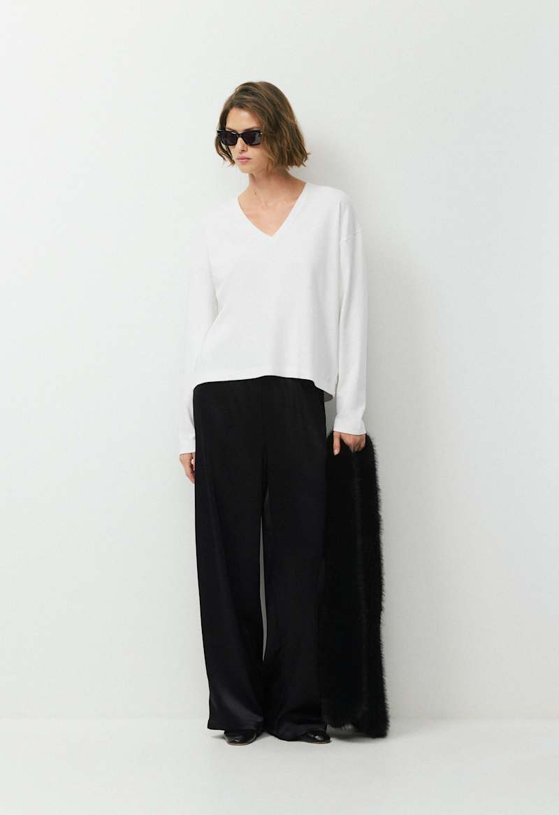 InterLock Cotton Mobile Longsleeve by Aritzia