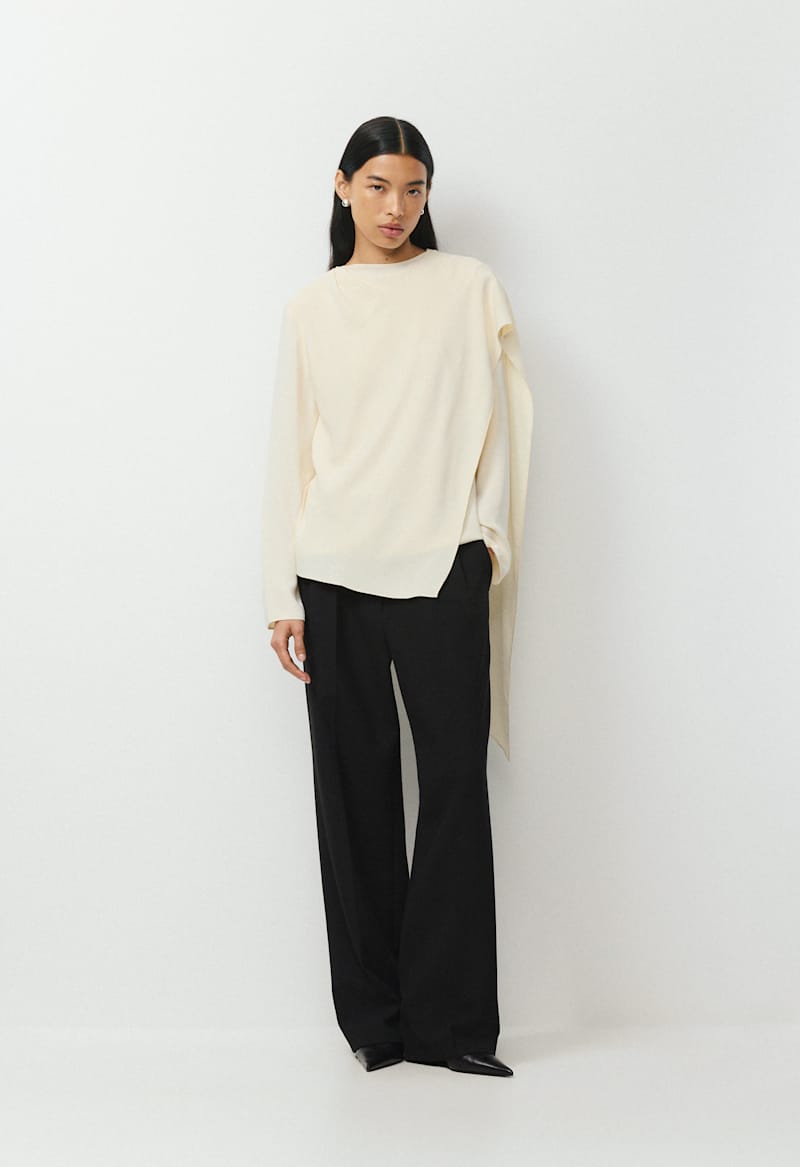 Loretto Blouse by Aritzia