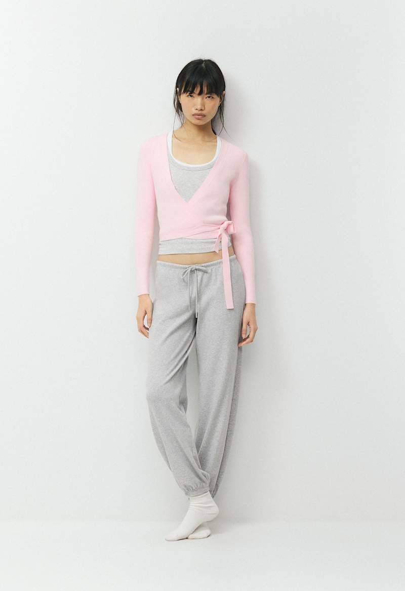 Quote Wrap Longsleeve - Wonder Yarn by Aritzia