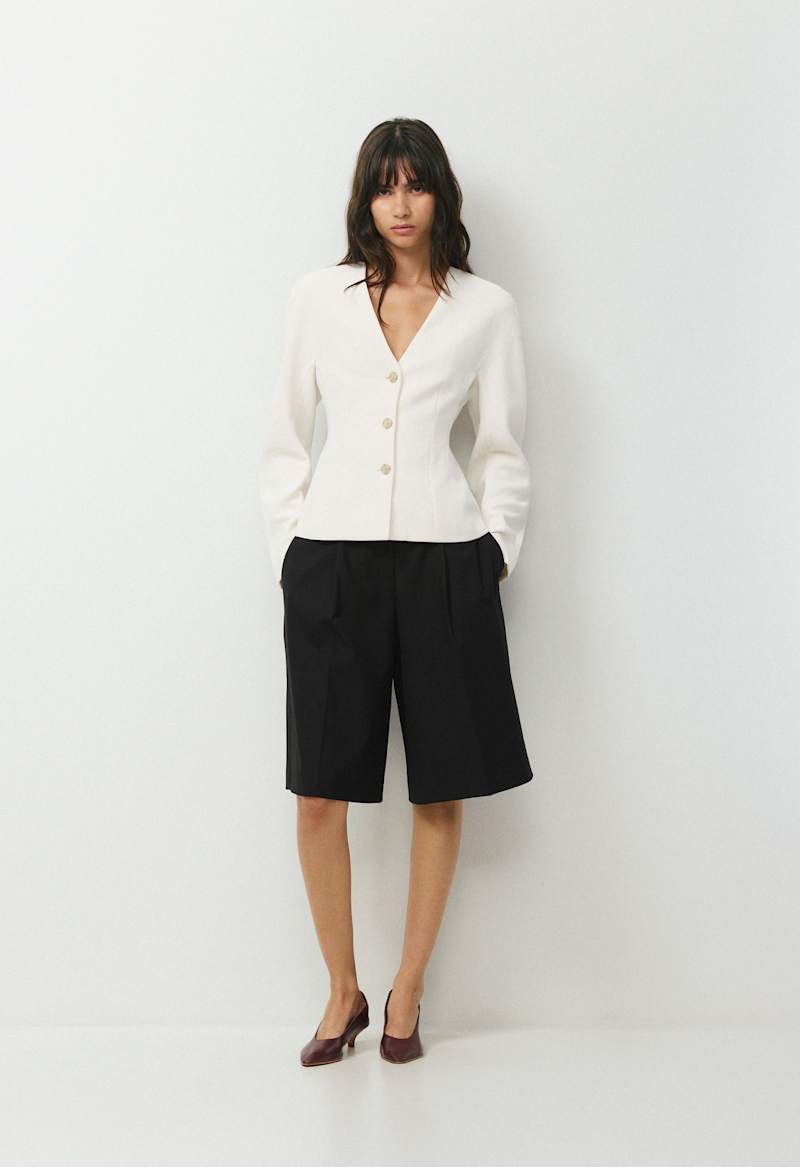 Distinction Blazer - Crepette™ by Aritzia