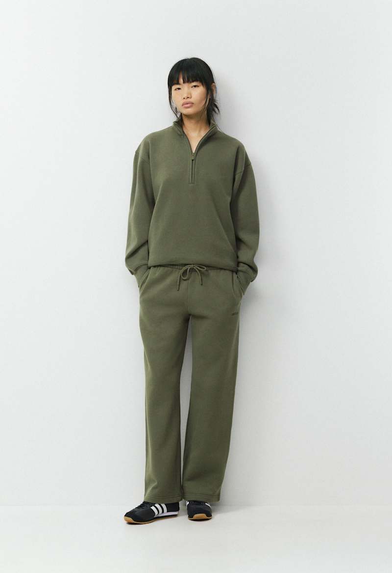 Cozy Sweatfleece Boyfriend Wide Sweatpant by Aritzia