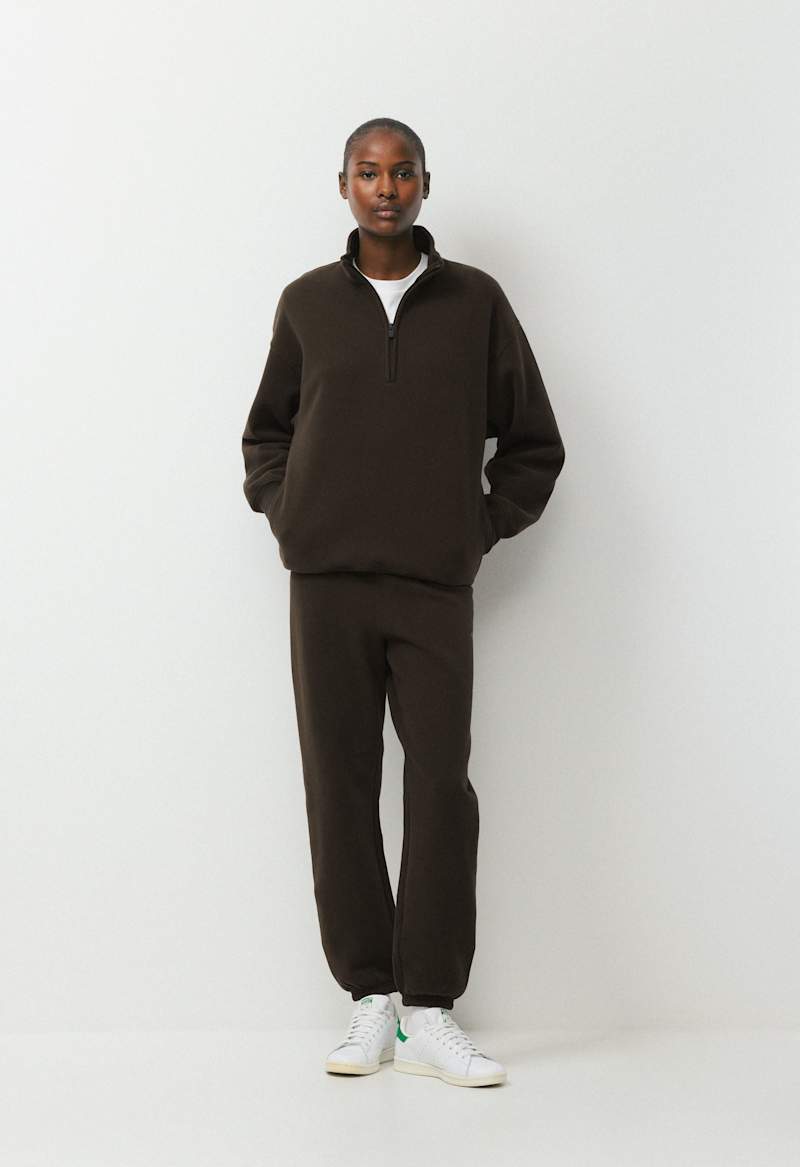 Cozy Sweatfleece Perfect Jogger by Aritzia