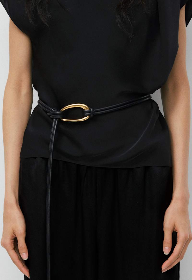 Evermore Solid Brass Belt - Smooth Leather by Aritzia
