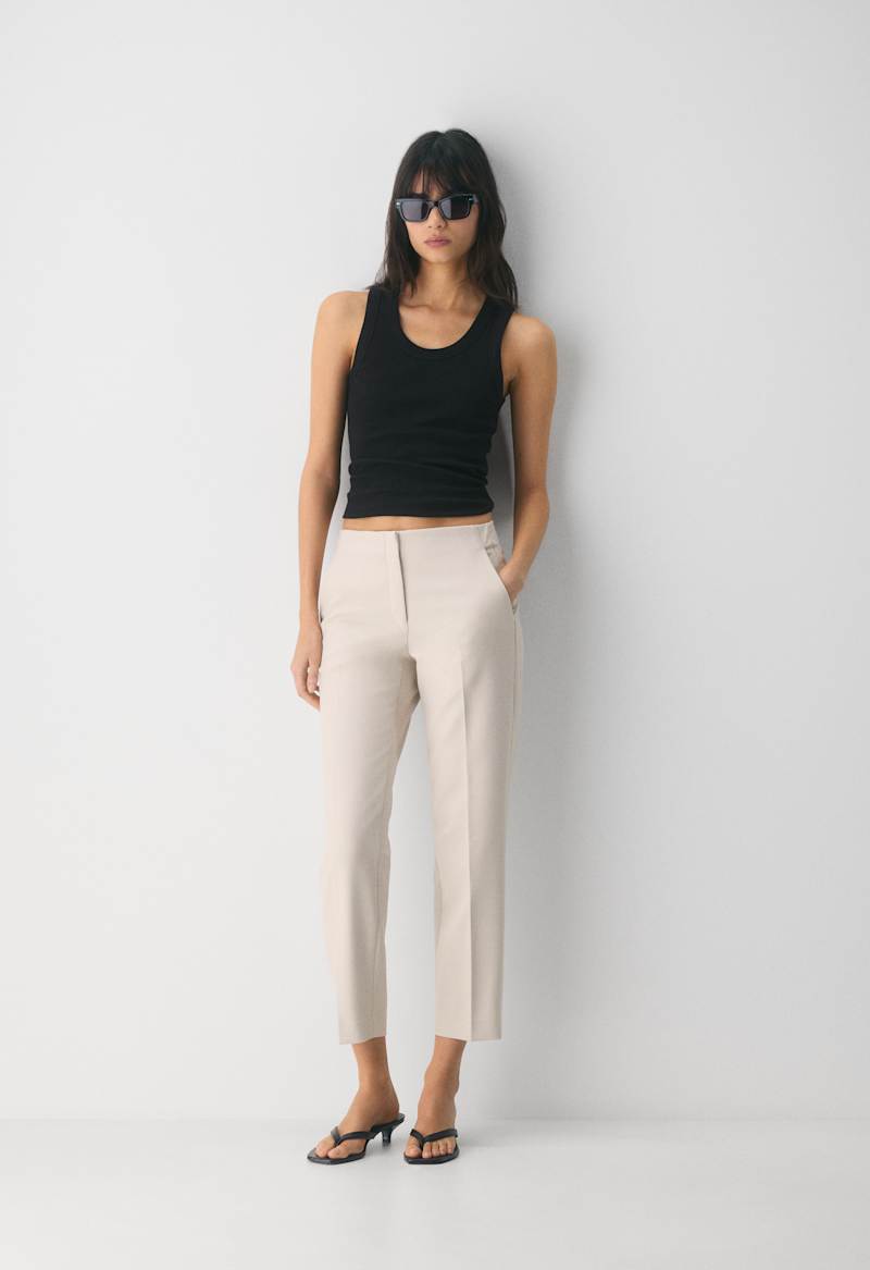 Markova Pant by Aritzia