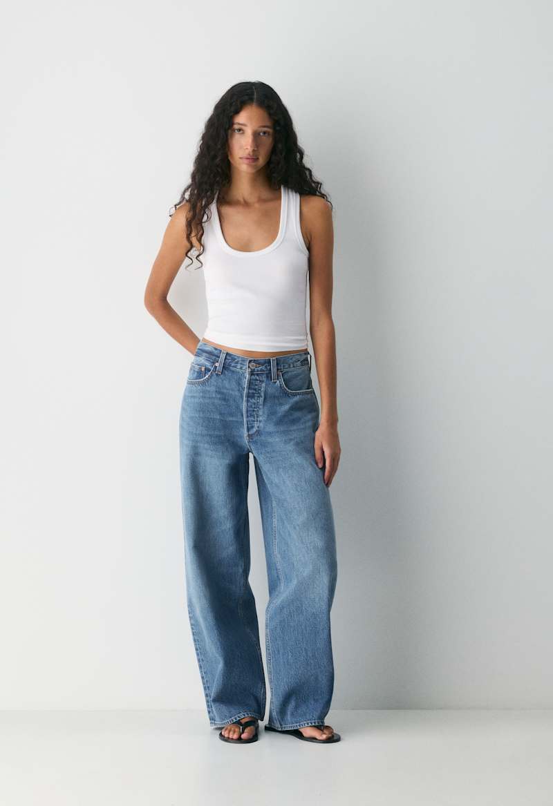 Denim Forum 003 Relaxed Lo-Rise Baggy Jean by Aritzia